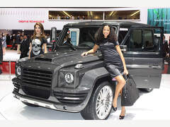 Mercedes G-Modell in Carbon geh&uuml;llt