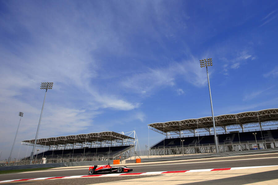 Max-Chilton-Marussia-Formel-1-Test-1-GP-Bahrain-2014-fotoshowBigImage-89aa98fa-770078.jpg