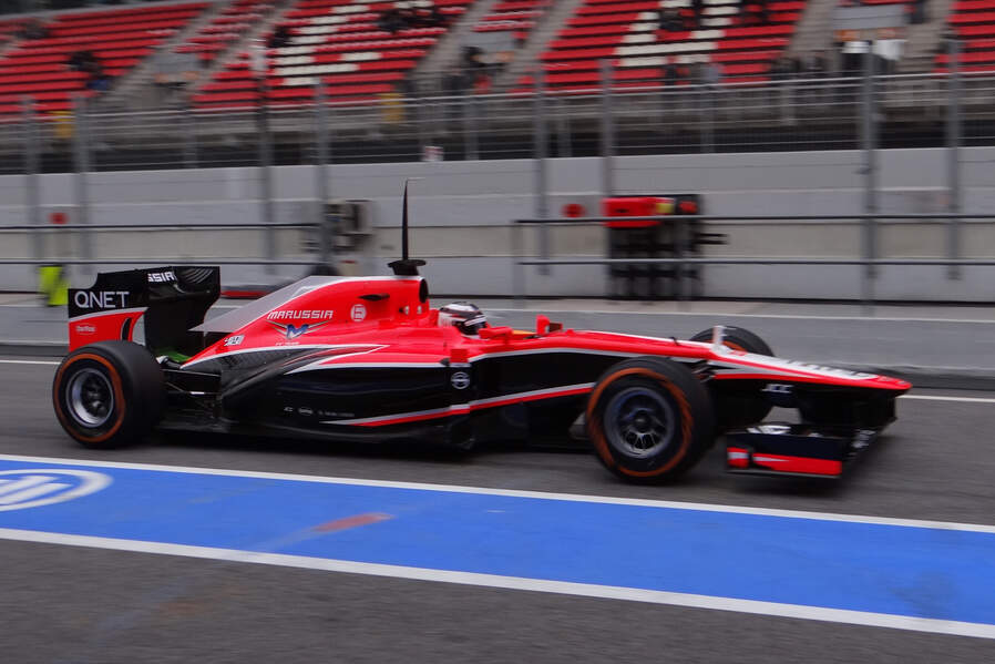 Max-Chilton-Marussia-Formel-1-Test-Barcelona-21-Februar-2013-19-fotoshowImageNew-80a5e85d-662818.jpg