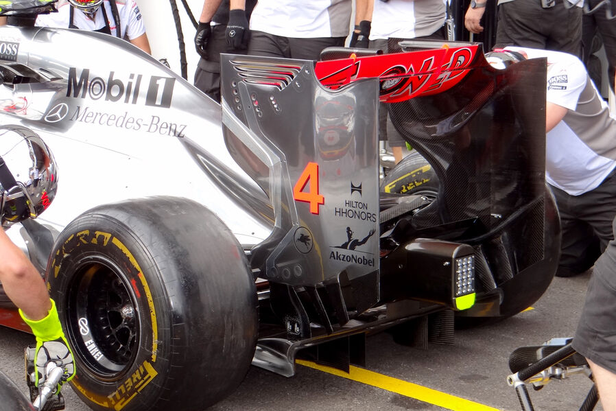 [Imagen: McLaren-Formel-1-GP-Belgien-Spa-30-8-201...624805.jpg]
