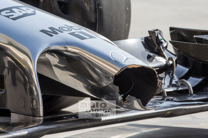 McLaren-Nase-Crash-Formel-1-Test-Bahrain-2014-fotoshowImage-d04c81cd-762633.jpg