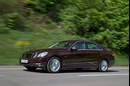 Mercedes E 350, Seitenansicht, Fahrt