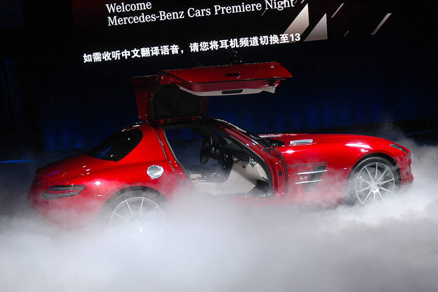 Mercedes SLS AMG auf der Auto China 2010