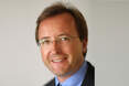 über das Geschäftsjahr 2009, den Ausblick für 2010 und alle Modellneuheiten bis 2013 - vom Corsa-SUV (siehe Fotoshow) bis hin zum geplanten Einstiegsmodell. Michael Klaus, Executive Direktor für Vertrieb, Marketing und Aftersales, Opel, 0209