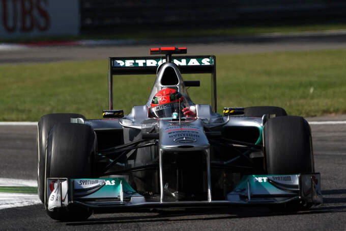 Michael-Schumacher-GP-Italien-Monza-9-September-2011-fotoshowImage-863603b6-532167.jpg