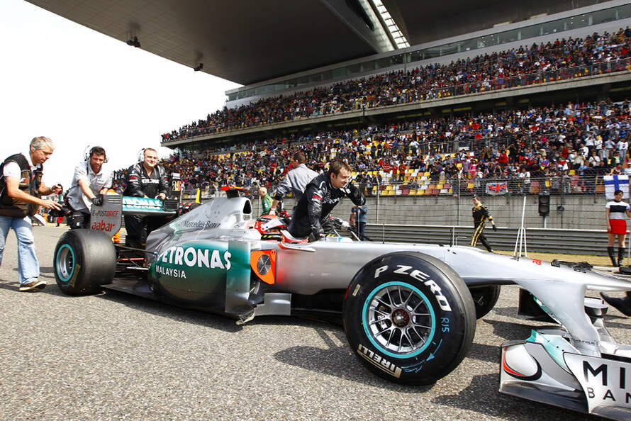 Michael-Schumacher-c890x594-ffffff-C-8f6ea3bb-481056.jpg