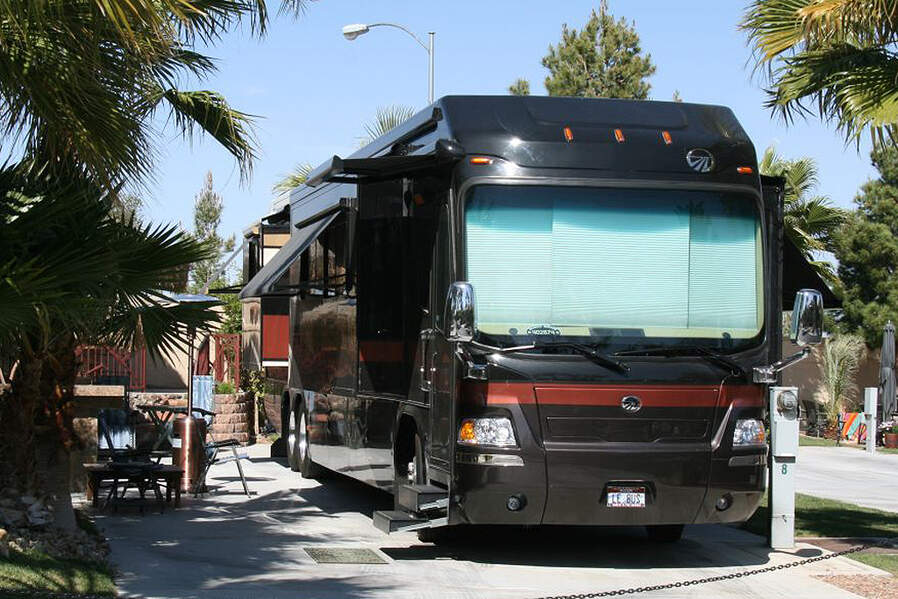 Monaco Mega-Wohnmobil 
