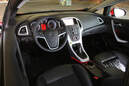 Opel Astra GTC 2.0 CDTi, Cockpit