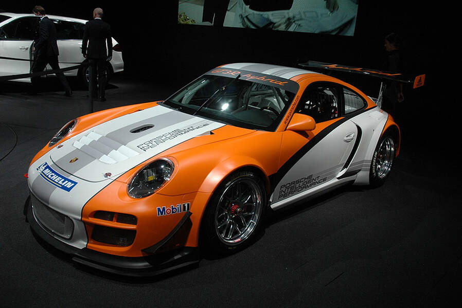 Porsche 911 GT3 R Hybrid-Rennwagen