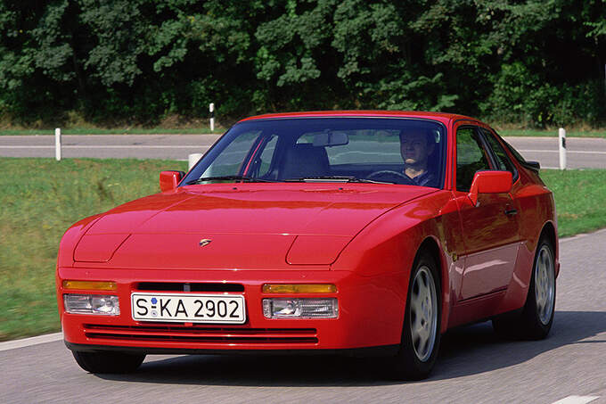 Porsche-944-S2-Coup--fotoshowImage-d57d87f6-517403.jpg
