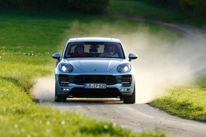 Porsche-Macan-Frontansicht-fotoshowImage-412cc96c-733434.jpg