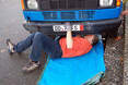 Morgentliche Reperaturen. Rallye Desden Banjul