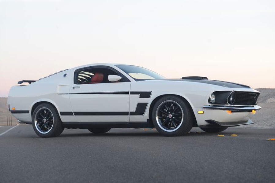 Retrobuilt Ford Mustang