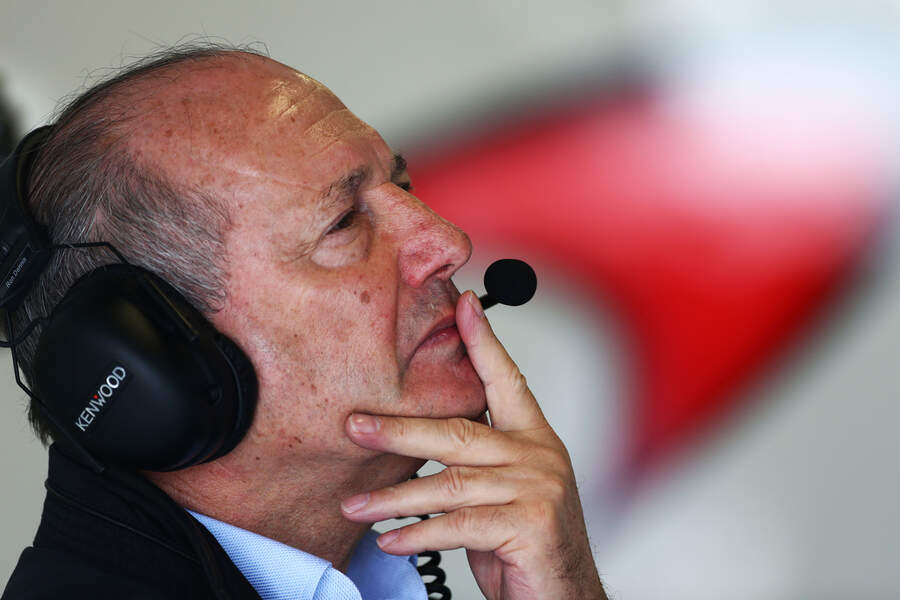 Ron-Dennis-McLaren-Formel-1-GP-Australien-Melbourne-14-Maerz-2015-fotoshowBigImage-cd7db25b-850242.jpg