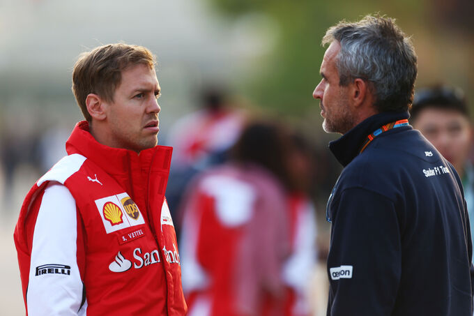 Sebastian-Vettel-Ferrari-Beat-Zehnder-Sauber-Formel-1-GP-China-Shanghai-10-April-2015-fotoshowImage-c3ff0bd-856433.jpg