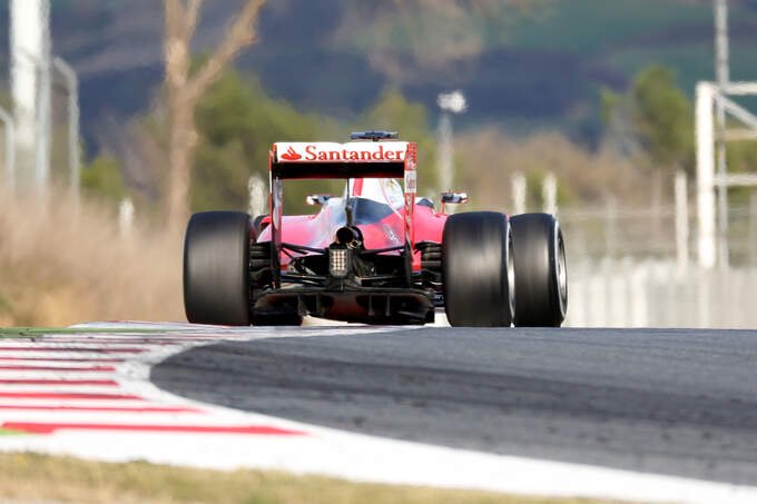 Sebastian Vettel - Ferrari - Formel 1-Test - Barcelona - 19. Februar 2015