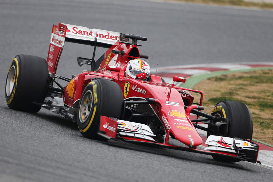 Sebastian-Vettel-Ferrari-Formel-1-Test-Barcelona-21-Februar-2015-fotoshowBigImage-6cbd6871-845406.jpg