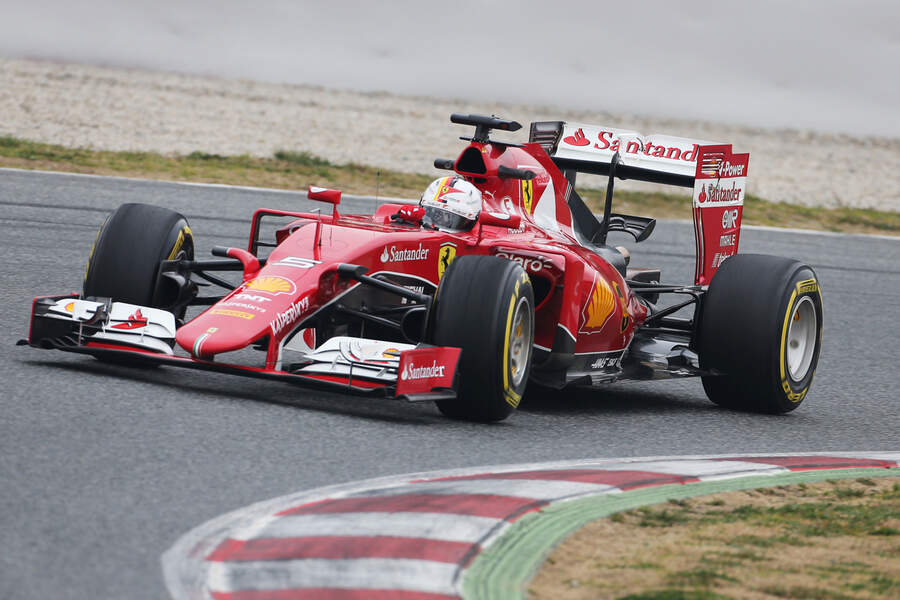 Sebastian-Vettel-Ferrari-Formel-1-Test-Barcelona-21-Februar-2015-fotoshowBigImage-c37436bd-845405.jpg