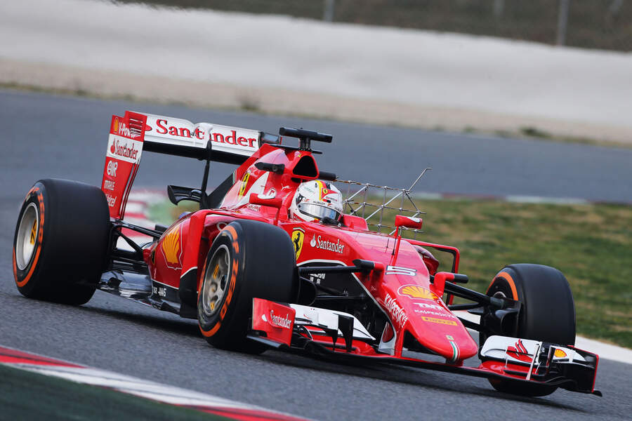 Sebastian-Vettel-Ferrari-Formel-1-Test-Barcelona-27-Februar-2015-fotoshowBigImage-6a667fb9-846707.jpg