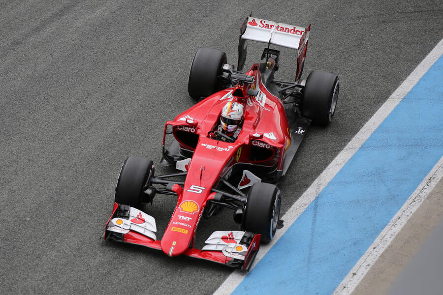 Sebastian-Vettel-Ferrari-Formel-1-Test-Jerez-2-Februar-2015-fotoshowBigImage-9a42bed5-840894.jpg