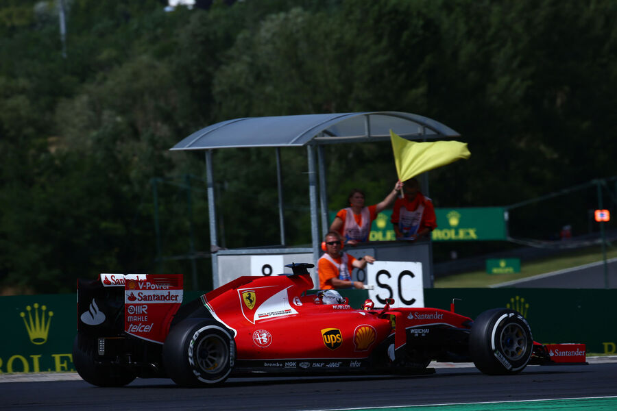 [Imagen: Sebastian-Vettel-Ferrari-GP-Ungarn-Budap...885254.jpg]