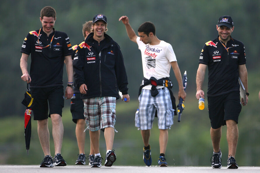 Sebastian-Vettel-GP-Malaysia-2011-c890x594-ffffff-C-daa72250-472625.jpg