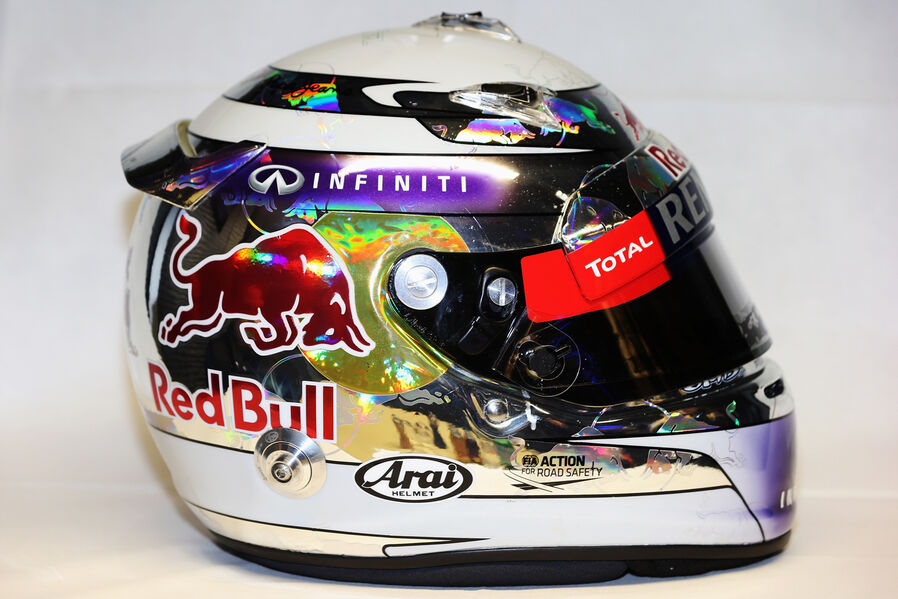 Sebastian Vettel Helm 2013