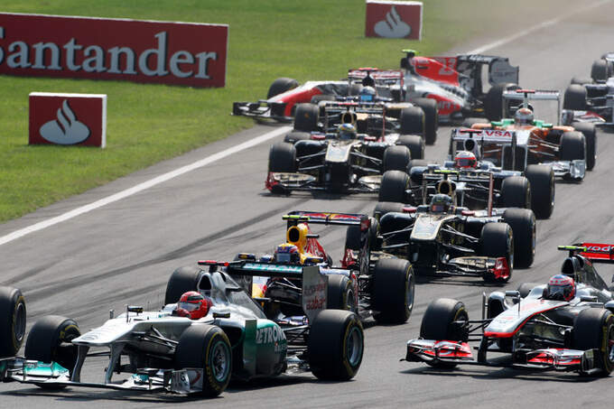 Start-GP-Italien-Monza-2011-fotoshowImage-d7024caa-532565.jpg