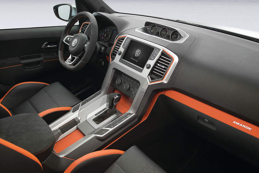 Дизайн салона пикапа Volkswagen Amarok Power Дизайн салона пикапа Volkswagen Amarok Power