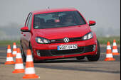 VW Golf GTI Test