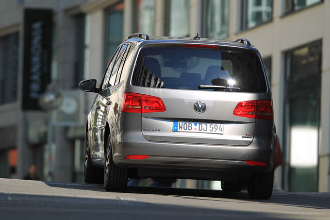 VW-Touran-1-4-TSI-Ecofuel-Rueckansicht-Heck-fotoshowImage-8a73d948-504255.jpg