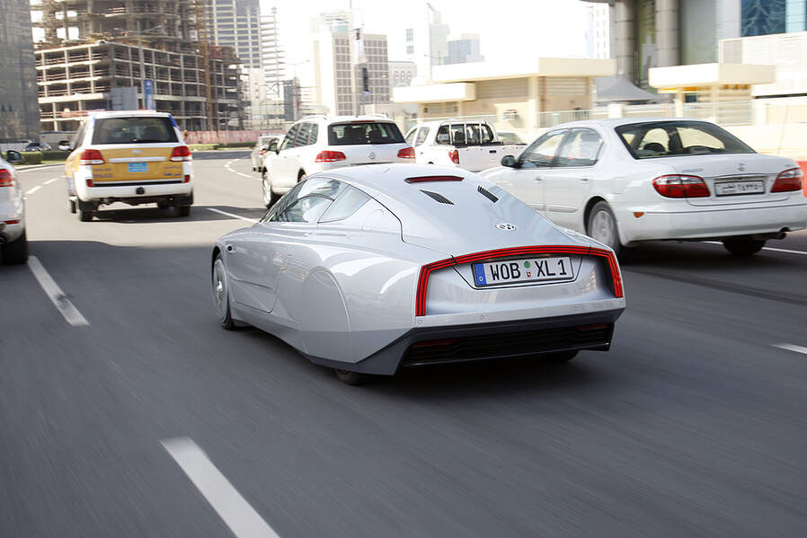 VW-XL1-Einliter-Auto-19-fotoshowImageNew-4fa50863-459785.jpg