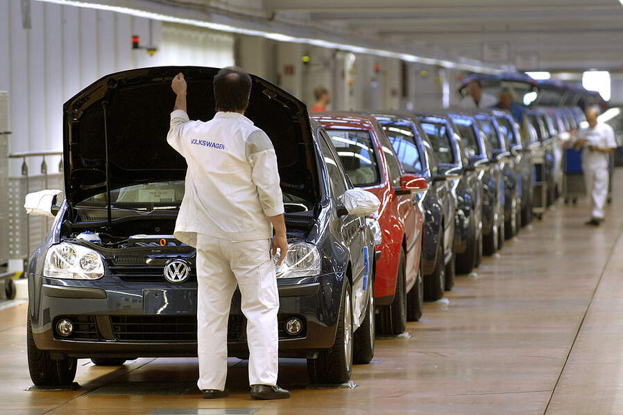 VW legt beim Absatz weiter zu.