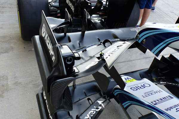 Williams-Formel-1-GP-Abu-Dhabi-26-November-2015-MobileRelaunch_600x400-bf503e92-912181.jpg