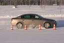 Winterreifentest, Schneelandschaft, Pylonen
