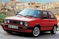 Ab 1983 gab es die zweite Generation Golf, 1987 beim Facelift wanderten zum Beispiel die Spiegel von den Türen in die A-Säulen.